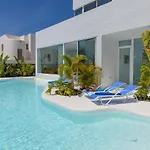 Appartement Aquablanca Chic Deluxe, En