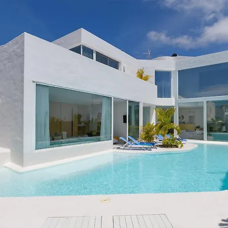 Aquablanca Chic Deluxe, En Apartment *